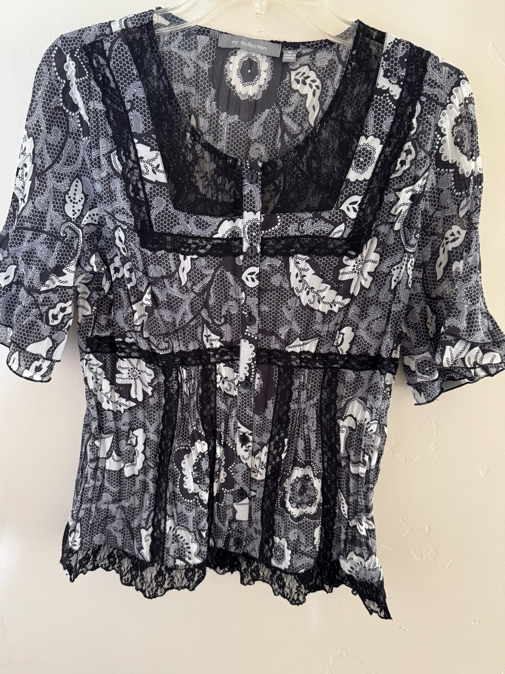 NY Collection Black & White Lace-Trim Floral Peasant Blouse